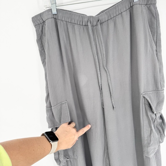 GAP Size XL TALL High Rise Crinkle Texture Pull-On Wide Leg Cargo Pants Grey - Picture 10 of 16